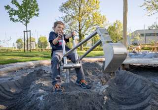 Wasser- und Matschanlage der Firma Rudolf Spielplatz, Spielplatzbauer, Spielplatzhersteller, Spielplatzgeräte, Schweiz