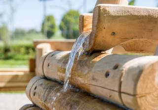 Wasser- und Matschanlage der Firma Rudolf Spielplatz, Spielplatzbauer, Spielplatzhersteller, Spielplatzgeräte, Schweiz