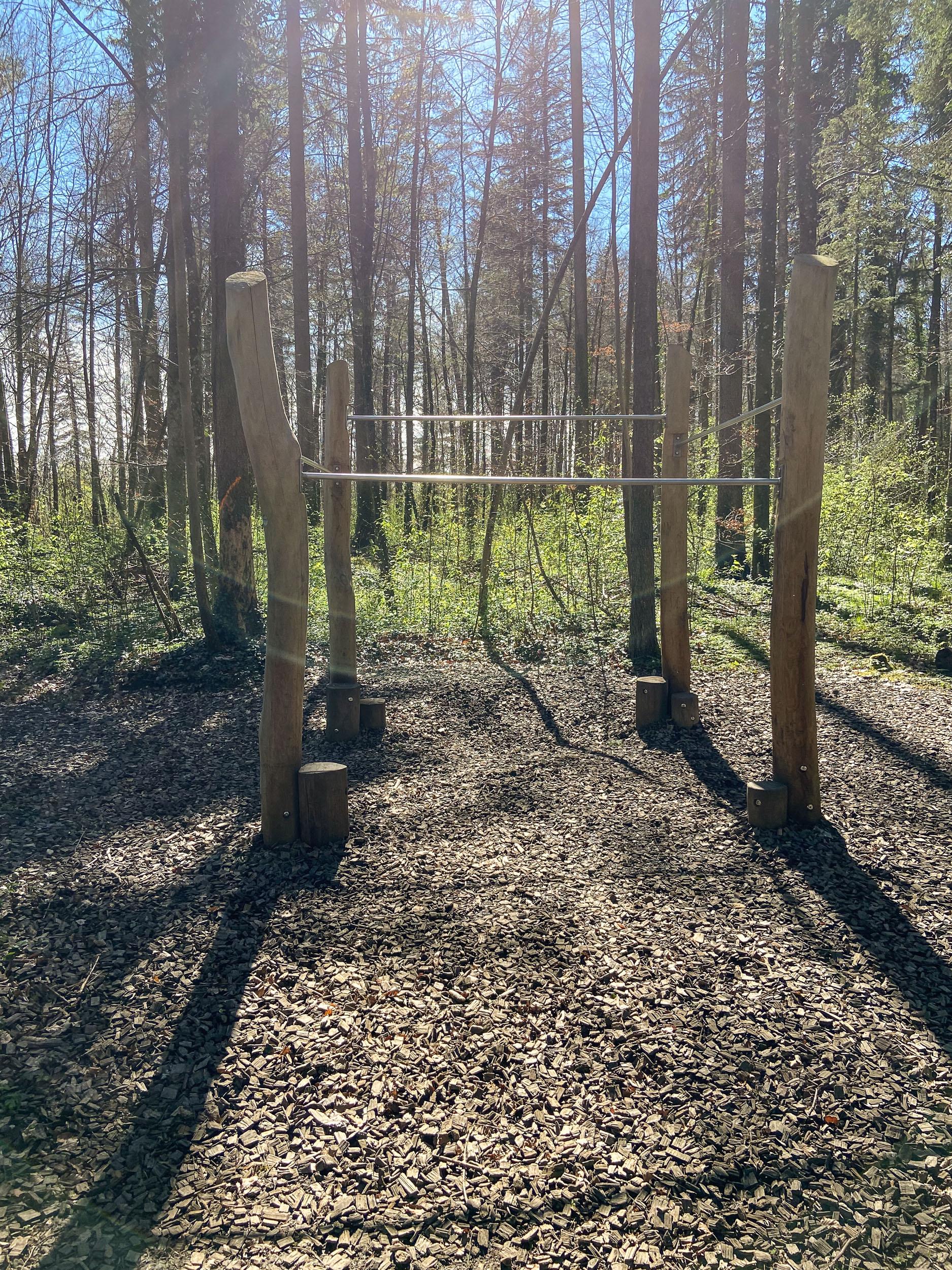 Vitaparcours  Reckanlage der Firma Rudolf Spielplatz, Spielplatzbauer, Spielplatzhersteller, Spielplatzgeräte, Schweiz