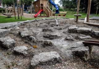 Wasser- und Matschanlage der Firma Rudolf Spielplatz, Spielplatzbauer, Spielplatzhersteller, Spielplatzgeräte, Schweiz